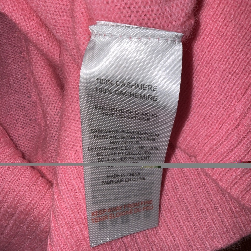 Crush Malibu Cashmere Sweater in Cosmo Pink  V-neck Women's Size Small - Picture 9 of 10